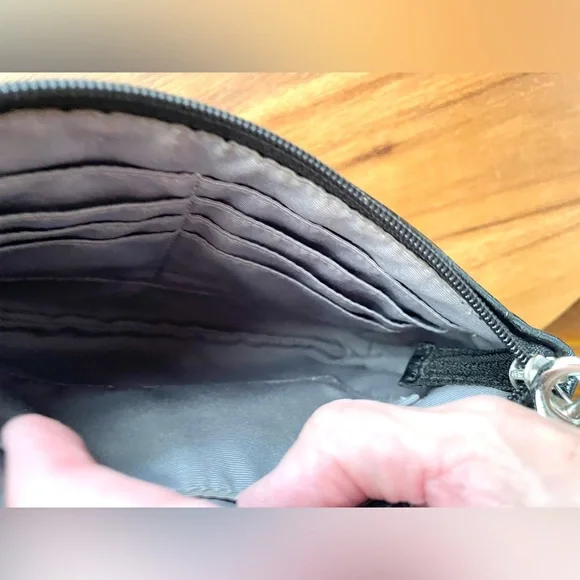 AUTHENTIC COACH Signature Ashley Wristlet Wallet - Black - Nickle - Zipper/Strap - Picture 7 of 8